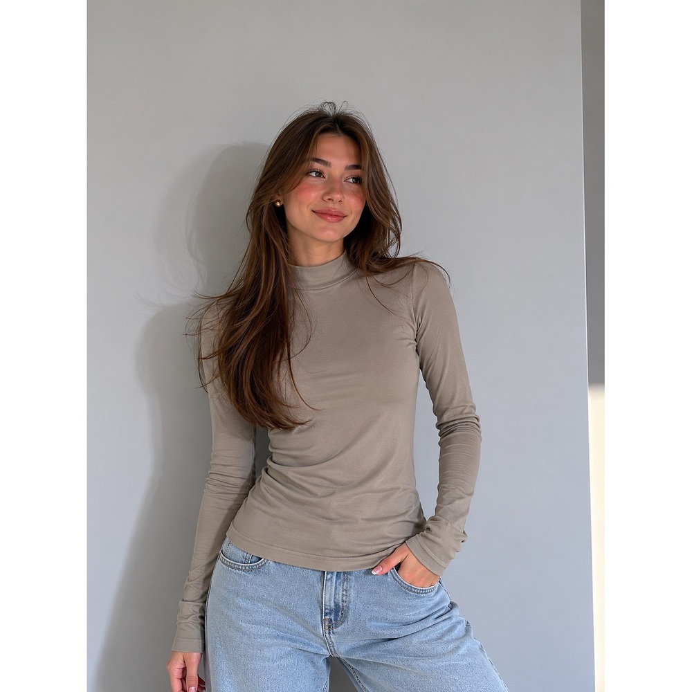 32 Degrees Heat Womens Mock Neck Top Gray Velour Soft Minimalist NWT
